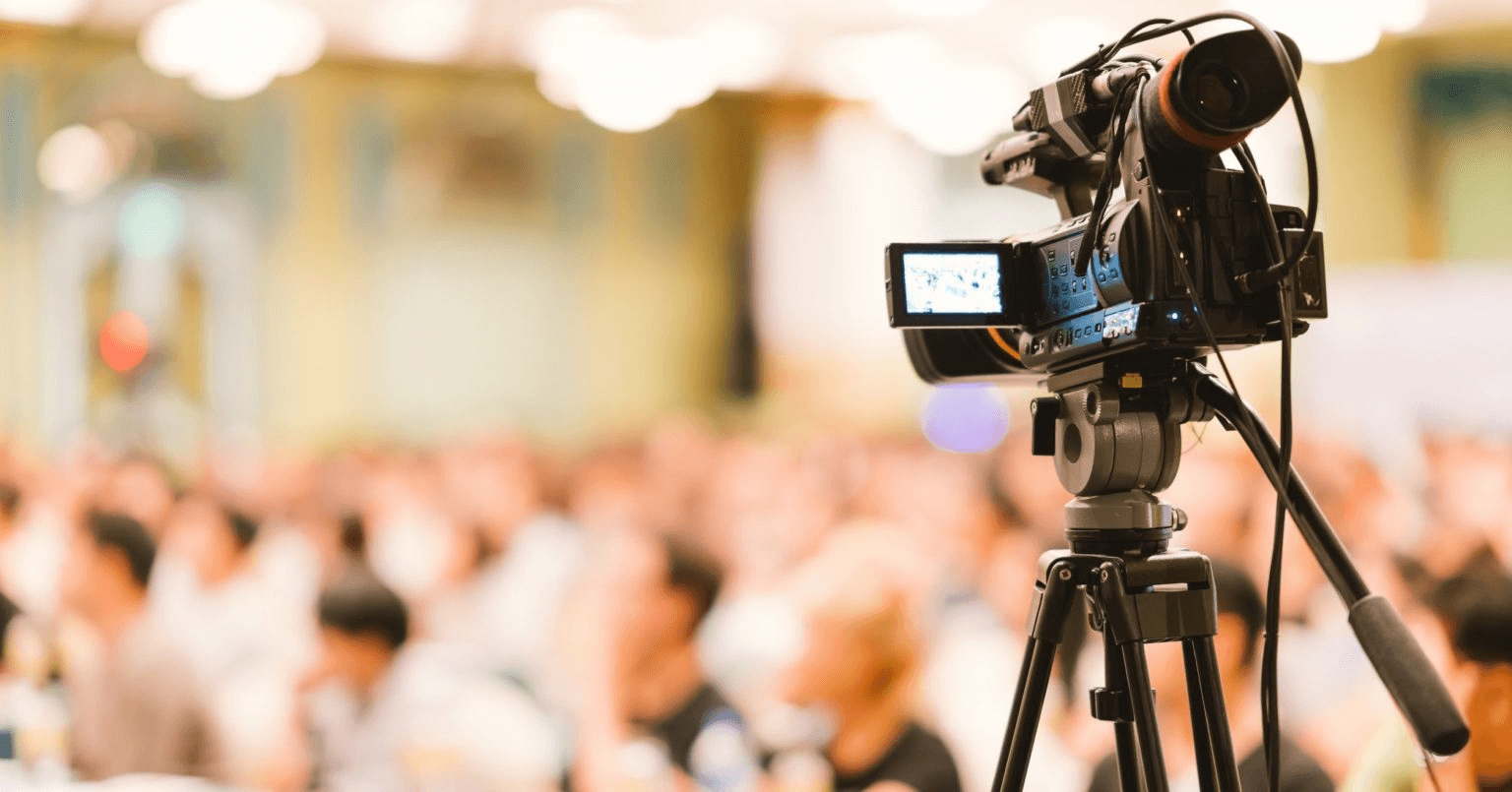 bg_So sánh quay phim sự kiện và livestream - Nên chọn gì?
